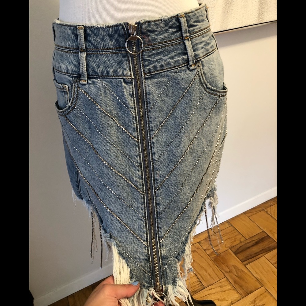 True religion size 29 denim zip up skirt!